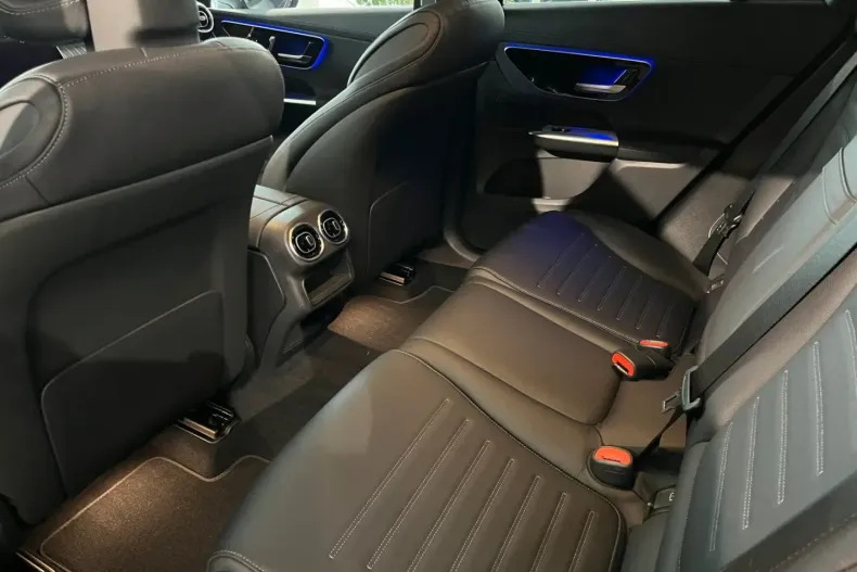 Mercedes-Benz GLC 300 din 2023 cu 10.286 km - oferta MER173578 - foto 22