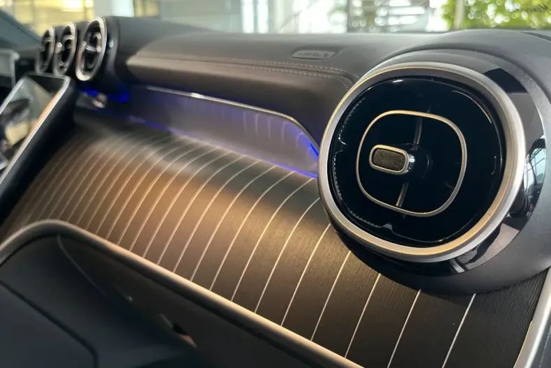 Mercedes-Benz GLC 300 din 2023 cu 10.286 km - oferta MER173578 - foto 36