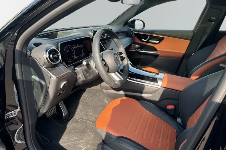 Mercedes-Benz GLC 200 din 2024 cu 22.500 km - oferta MER173579 - foto 8