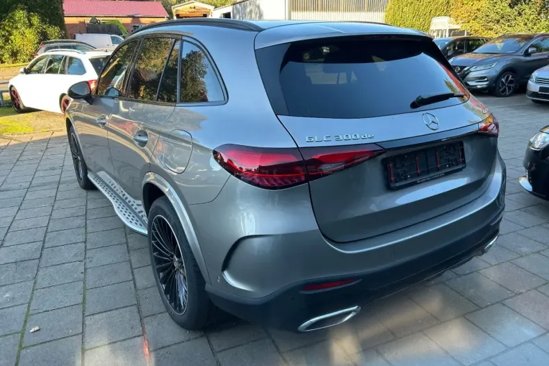 Mercedes-Benz GLC 300 din 2023 cu 57.200 km - oferta MER173588 - foto 8