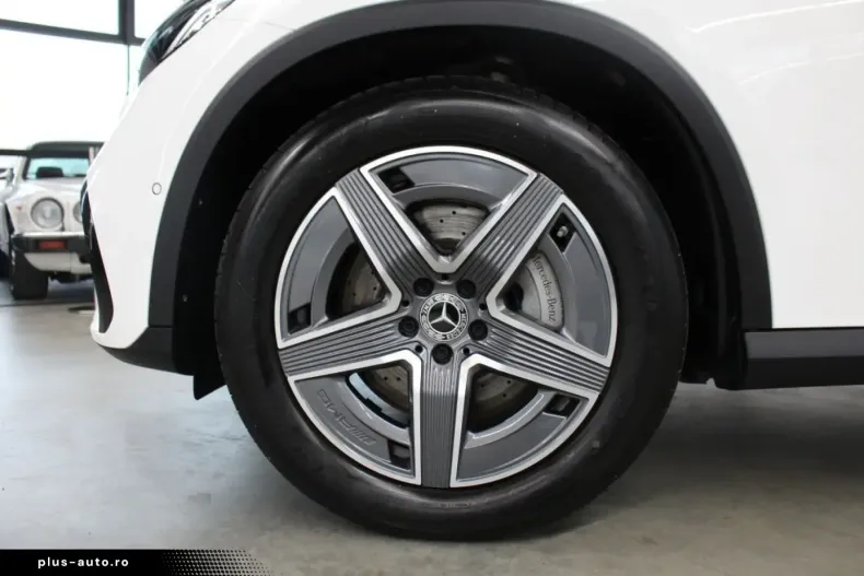 Mercedes-Benz GLC 220 din 2025 cu 9.410 km - oferta MER173589 - foto 4