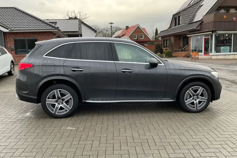 Mercedes-Benz GLC 300 din 2024 cu 20.501 km - oferta MER173594 - foto 4