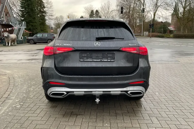 Mercedes-Benz GLC 300 din 2024 cu 20.501 km - oferta MER173594 - foto 6