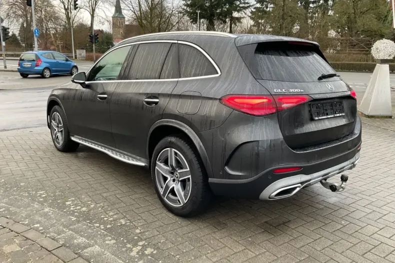 Mercedes-Benz GLC 300 din 2024 cu 20.501 km - oferta MER173594 - foto 7