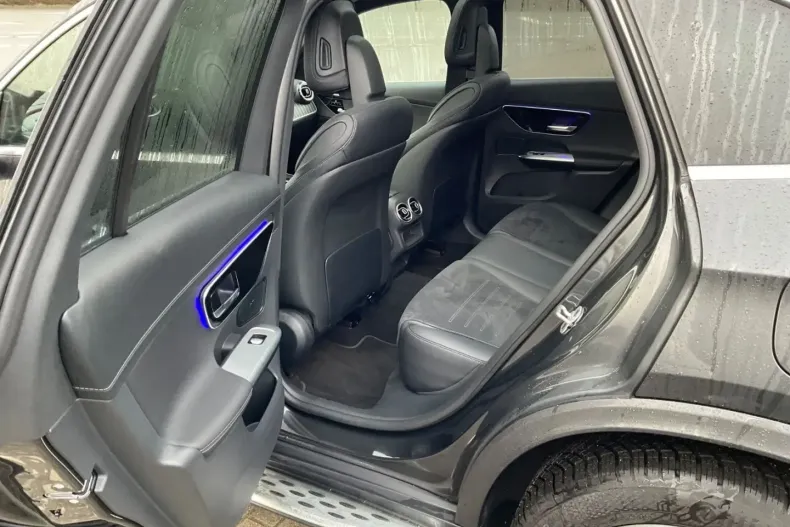 Mercedes-Benz GLC 300 din 2024 cu 20.501 km - oferta MER173594 - foto 10