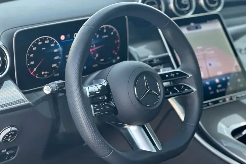 Mercedes-Benz GLC 220 din 2025 cu 20.000 km - oferta MER173597 - foto 16