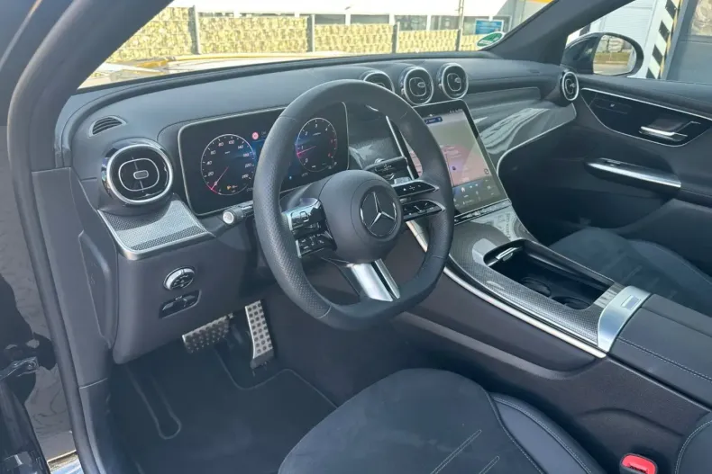 Mercedes-Benz GLC 220 din 2025 cu 20.000 km - oferta MER173597 - foto 17