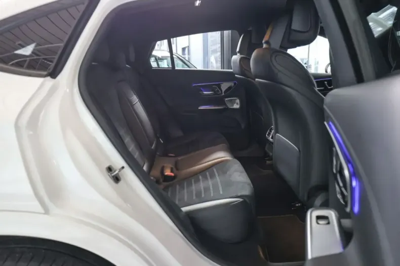 Mercedes-Benz GLC 300 din 2023 cu 19.987 km - oferta MER173598 - foto 9