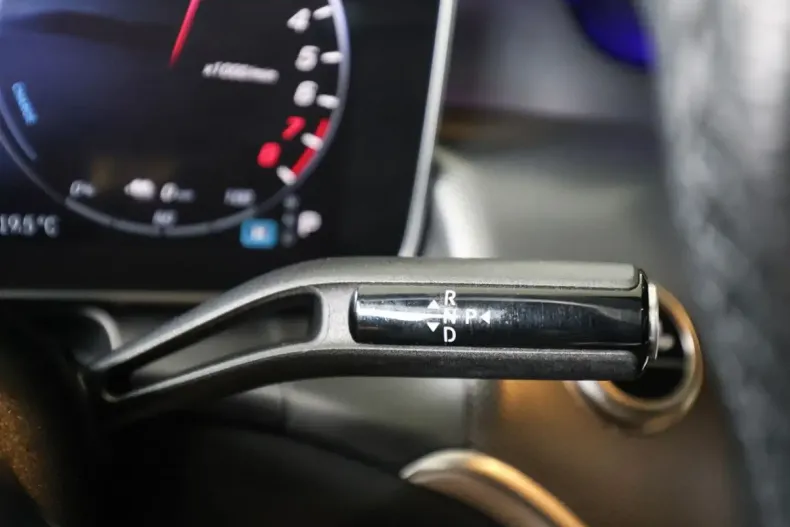 Mercedes-Benz GLC 300 din 2023 cu 19.987 km - oferta MER173598 - foto 22