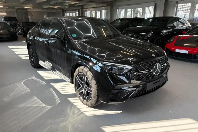 Mercedes-Benz GLC 220 din 2025 cu 11.000 km - oferta MER173599 - foto 4