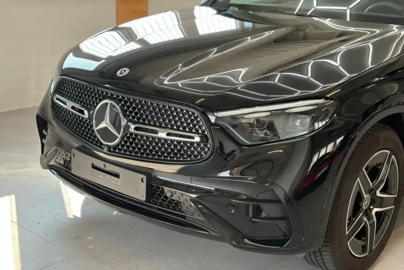 Mercedes-Benz GLC 220 din 2025 cu 11.000 km - oferta MER173599 - foto 12