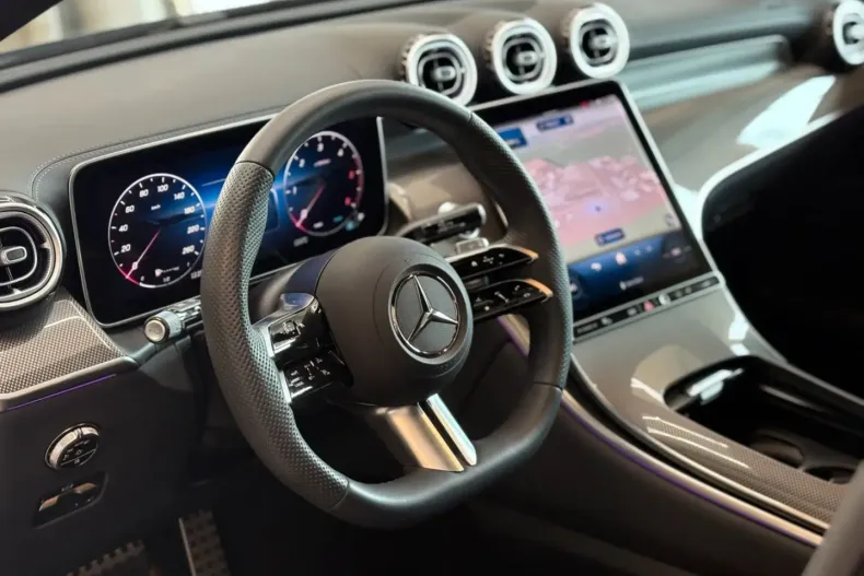 Mercedes-Benz GLC 220 din 2025 cu 11.000 km - oferta MER173599 - foto 16