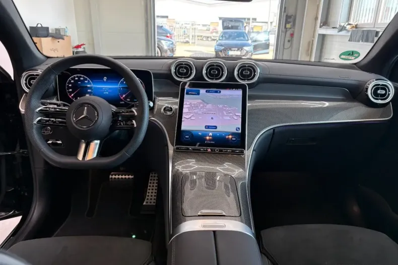 Mercedes-Benz GLC 220 din 2025 cu 11.000 km - oferta MER173599 - foto 21