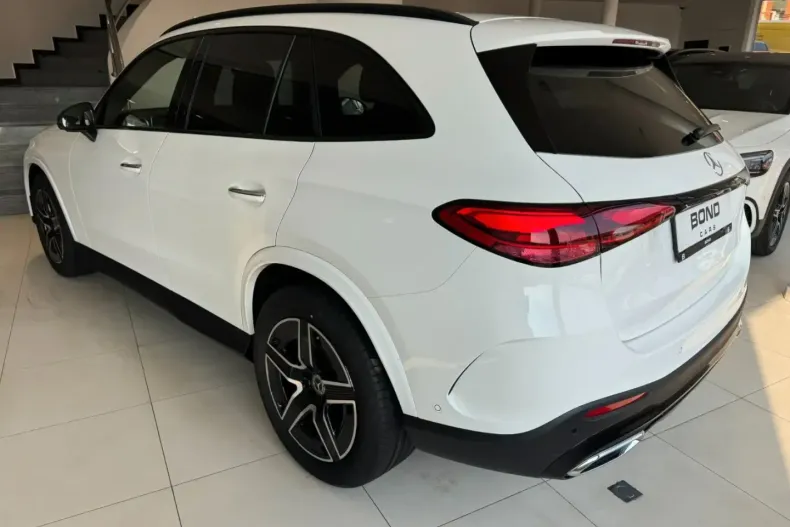Mercedes-Benz GLC 220 din 2025 cu 14.800 km - oferta MER173604 - foto 4