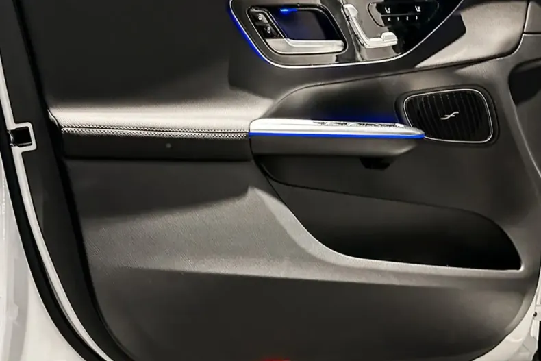 Mercedes-Benz GLC 300 din 2024 cu 18.619 km - oferta MER173607 - foto 10