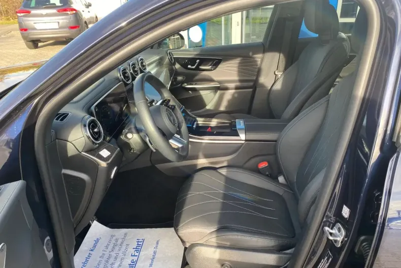 Mercedes-Benz GLC 300 din 2023 cu 6.764 km - oferta MER173609 - foto 6