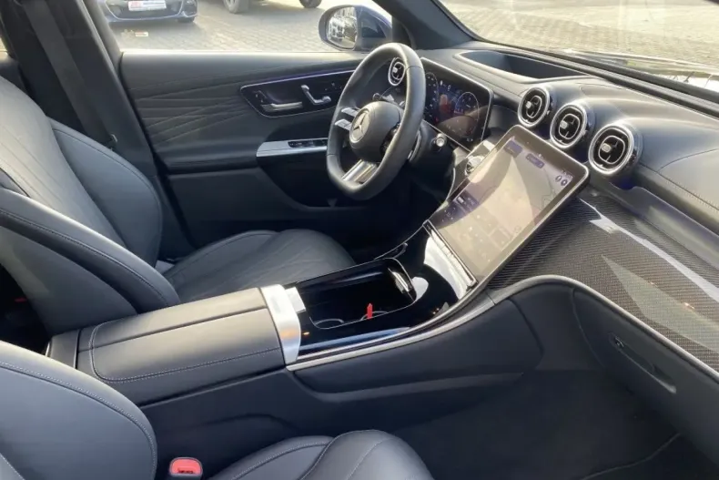 Mercedes-Benz GLC 300 din 2023 cu 6.764 km - oferta MER173610 - foto 7