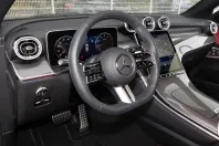 Mercedes-Benz GLC 200 din 2024 cu 9.040 km - oferta MER173613 - foto 4