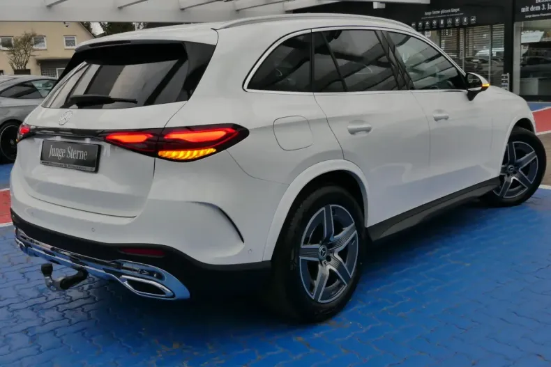 Mercedes-Benz GLC 300 din 2025 cu 13.910 km - oferta MER173617 - foto 4