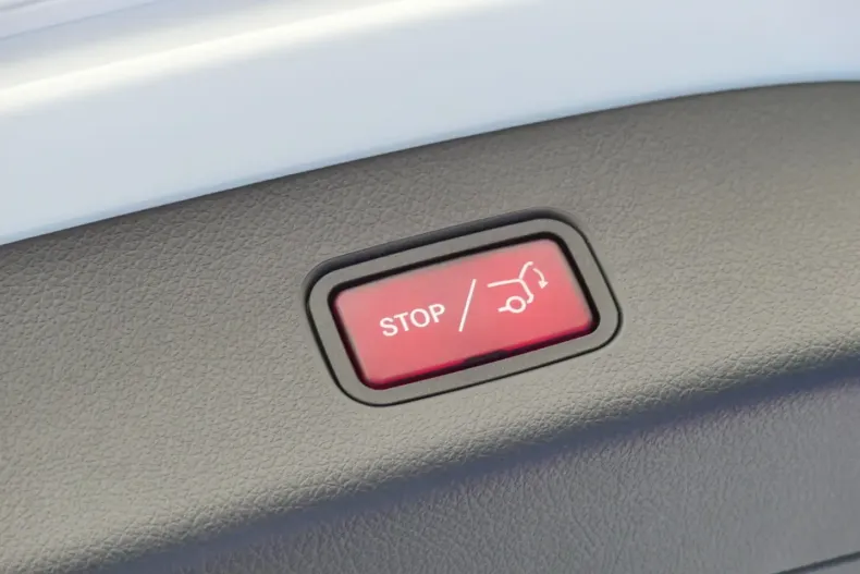 Mercedes-Benz GLC 300 din 2025 cu 13.910 km - oferta MER173617 - foto 27