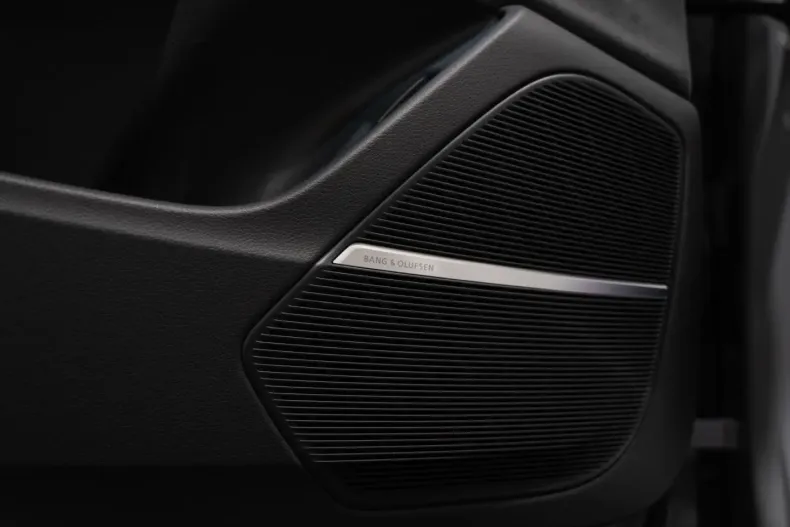 Audi RSQ8 din 2022 cu 32.380 km - oferta AUD173618 - foto 14