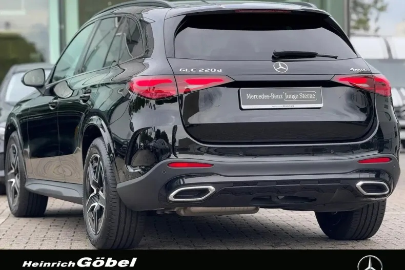 Mercedes-Benz GLC 220 din 2024 cu 13.885 km - oferta MER173619 - foto 4