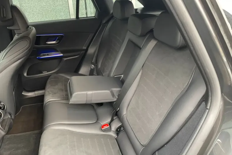 Mercedes-Benz GLC 300 din 2025 cu 23.650 km - oferta MER173620 - foto 13