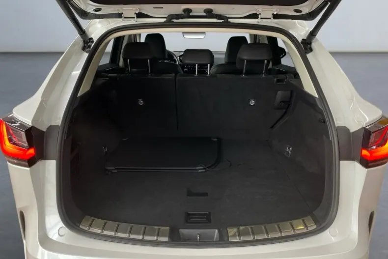 Lexus NX 450h din 2022 cu 50.590 km - oferta LEX173621 - foto 14