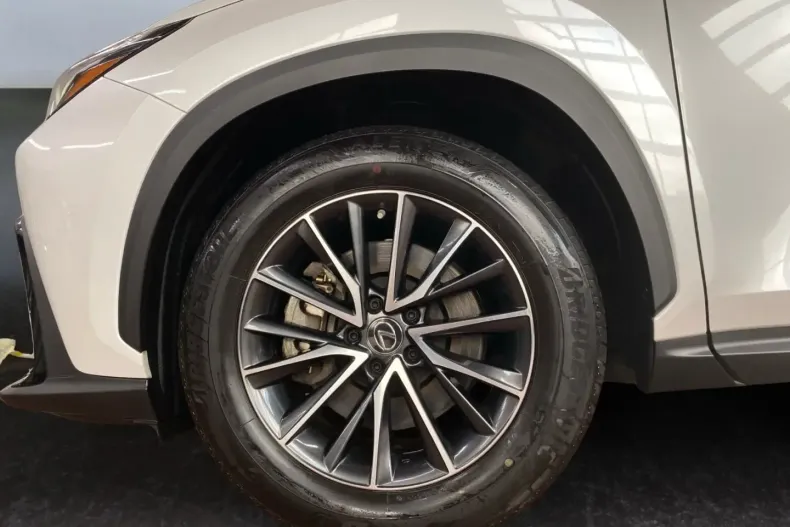 Lexus NX 450h din 2022 cu 50.590 km - oferta LEX173621 - foto 18