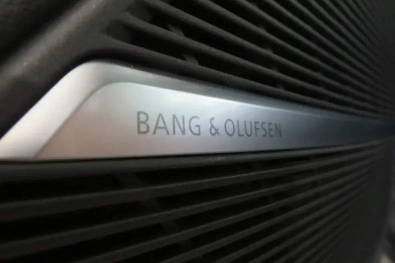 Audi Q8 din 2022 cu 29.660 km - oferta AUD173624 - foto 18