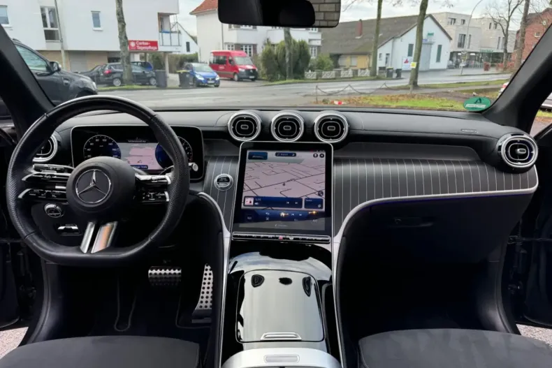 Mercedes-Benz GLC 300 din 2024 cu 40.000 km - oferta MER173625 - foto 11