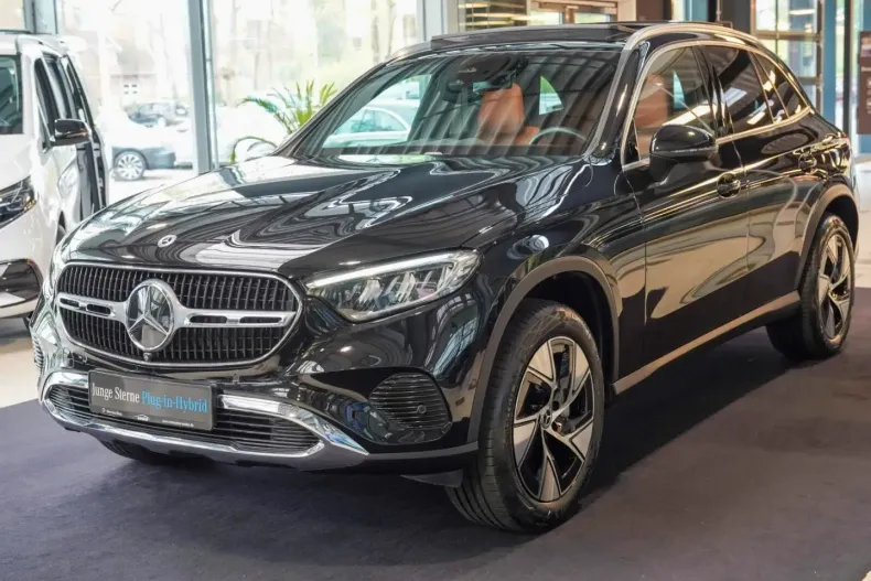 Mercedes-Benz GLC 300 din 2023 cu 17.572 km - oferta MER173627 - foto 10