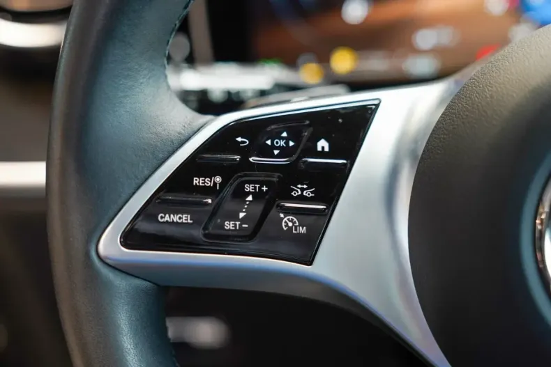 Mercedes-Benz GLC 300 din 2023 cu 17.572 km - oferta MER173627 - foto 22