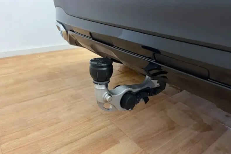 Mercedes-Benz GLC 300 din 2025 cu 13.473 km - oferta MER173628 - foto 6