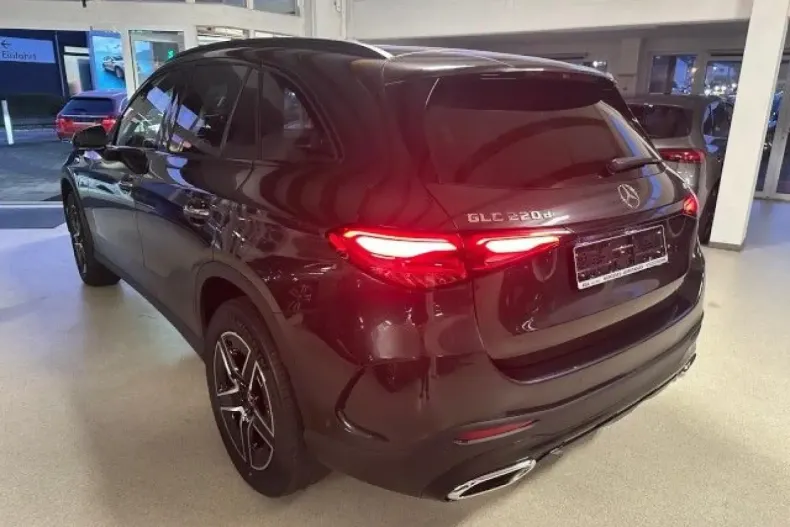 Mercedes-Benz GLC 220 din 2024 cu 29.997 km - oferta MER173629 - foto 6