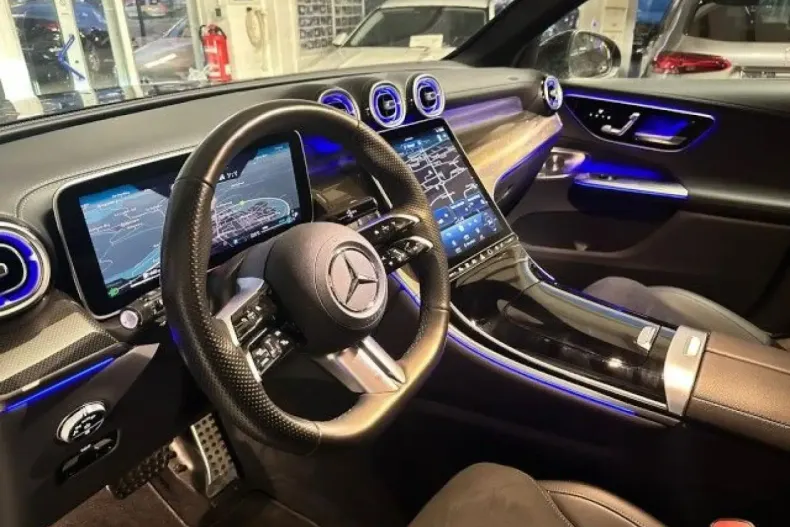 Mercedes-Benz GLC 220 din 2024 cu 29.997 km - oferta MER173629 - foto 14