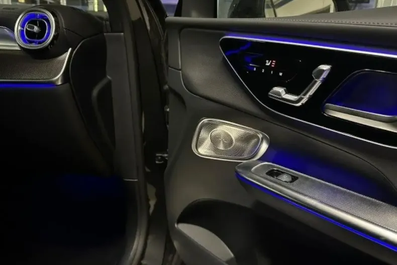 Mercedes-Benz GLC 220 din 2024 cu 29.997 km - oferta MER173629 - foto 23