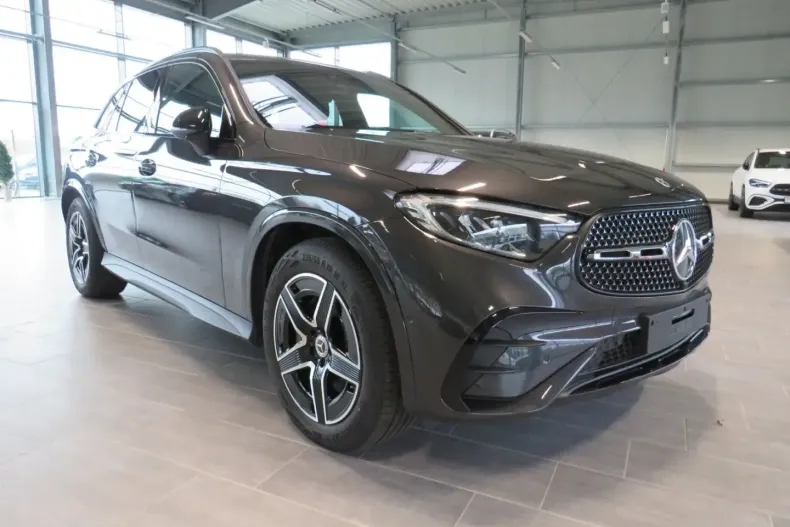 Mercedes-Benz GLC 300 din 2025 cu 19.100 km - oferta MER173635 - foto 1