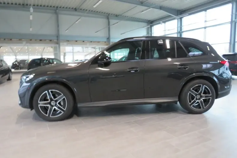 Mercedes-Benz GLC 300 din 2025 cu 19.100 km - oferta MER173635 - foto 4