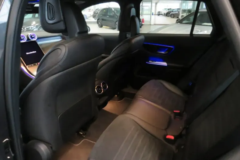 Mercedes-Benz GLC 300 din 2025 cu 19.100 km - oferta MER173635 - foto 10