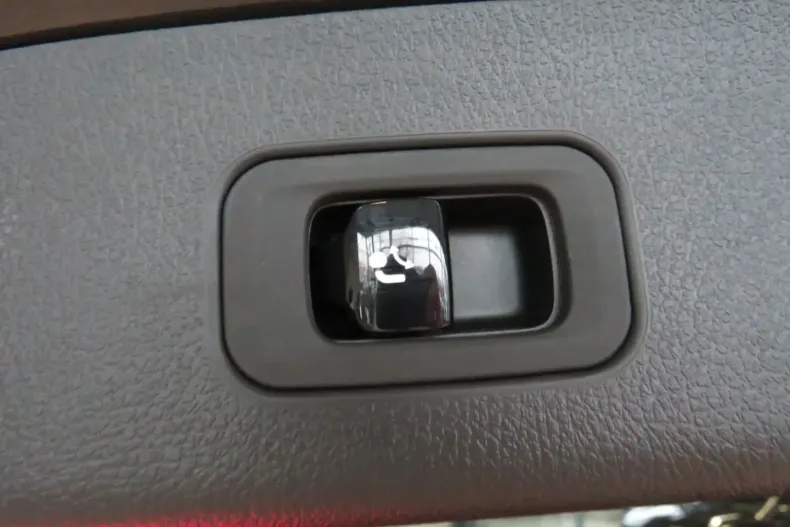 Mercedes-Benz GLC 300 din 2025 cu 19.100 km - oferta MER173635 - foto 25