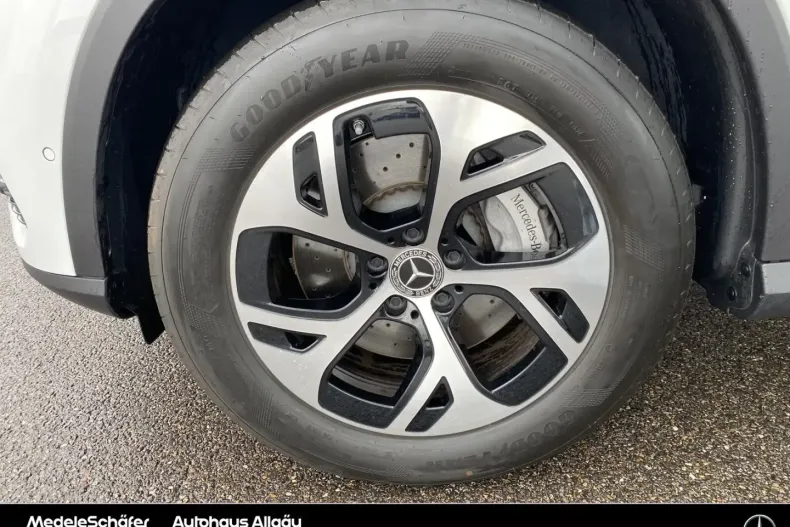 Mercedes-Benz GLC 300 din 2024 cu 13.700 km - oferta MER173637 - foto 10