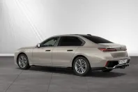 BMW 740 din 2025 cu 27.300 km - oferta BMW173638 - foto 7