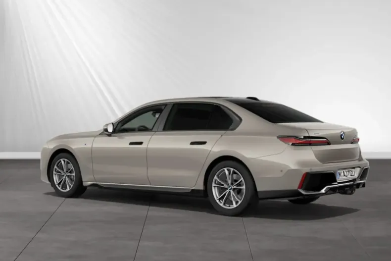 BMW 740 din 2025 cu 27.300 km - oferta BMW173638 - foto 7