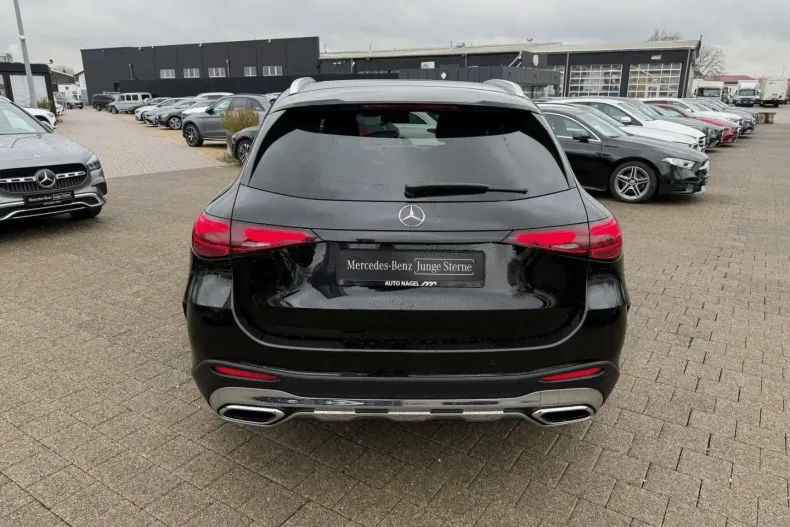 Mercedes-Benz GLC 220 din 2024 cu 27.664 km - oferta MER173639 - foto 5