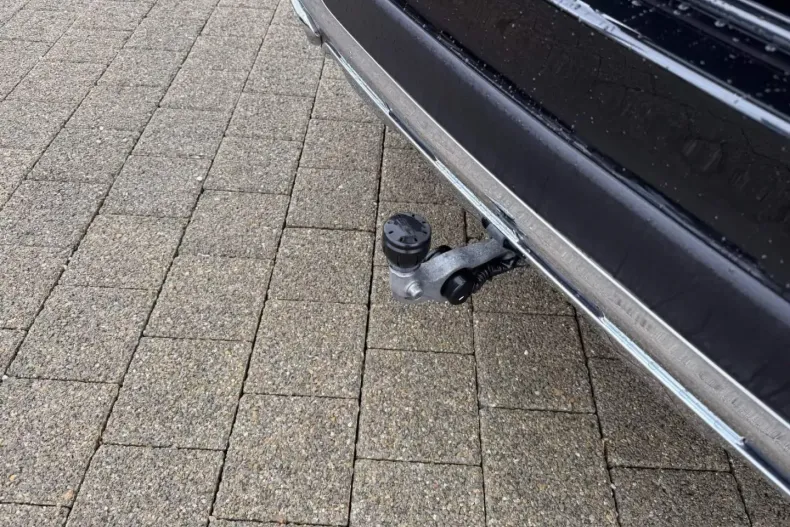 Mercedes-Benz GLC 220 din 2024 cu 27.664 km - oferta MER173639 - foto 10