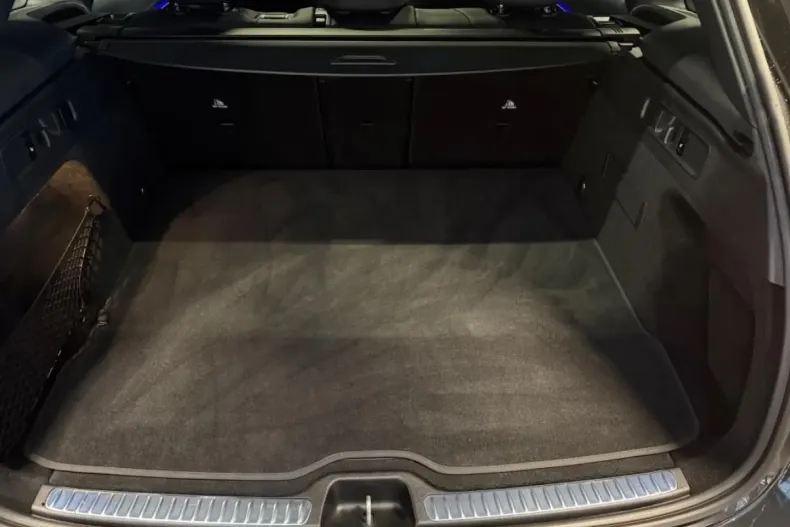 Mercedes-Benz GLC 220 din 2024 cu 11.640 km - oferta MER173643 - foto 9