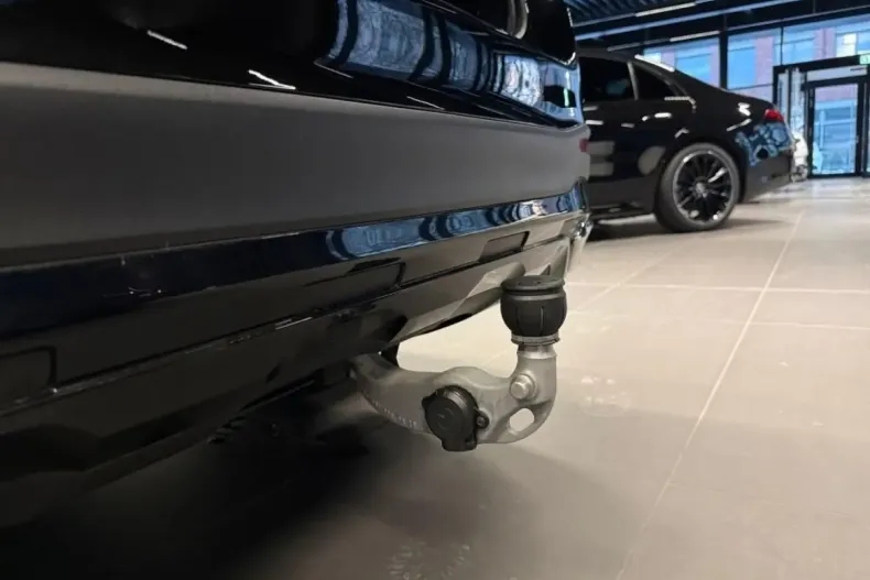 Mercedes-Benz GLC 220 din 2024 cu 13.070 km - oferta MER173644 - foto 19