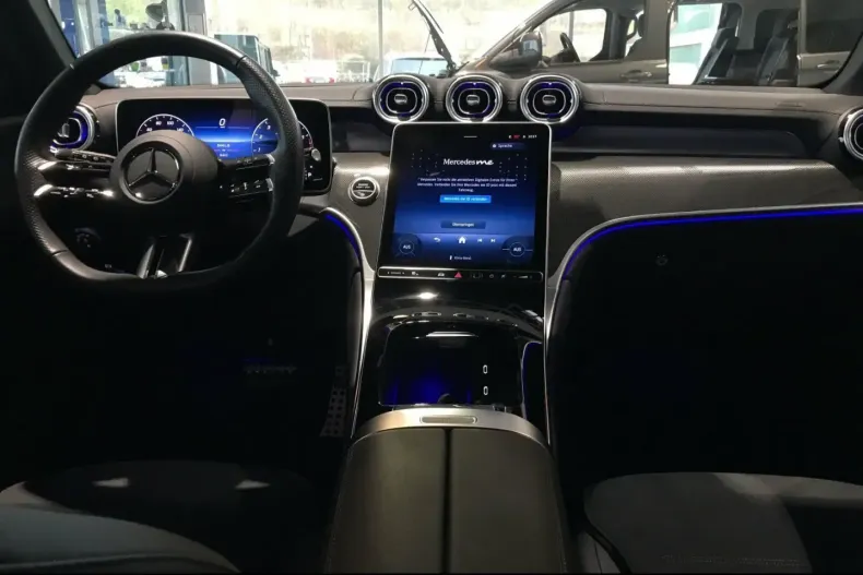 Mercedes-Benz GLC 200 din 2024 cu 8.590 km - oferta MER173645 - foto 7