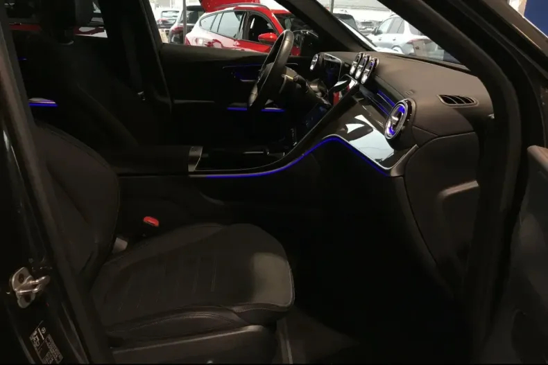 Mercedes-Benz GLC 200 din 2024 cu 8.590 km - oferta MER173645 - foto 15